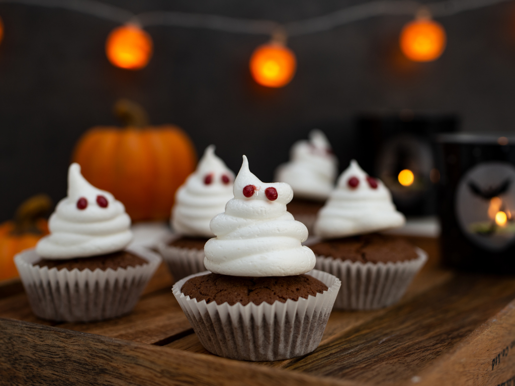 Bake & Bond - Halloween Cupcakes