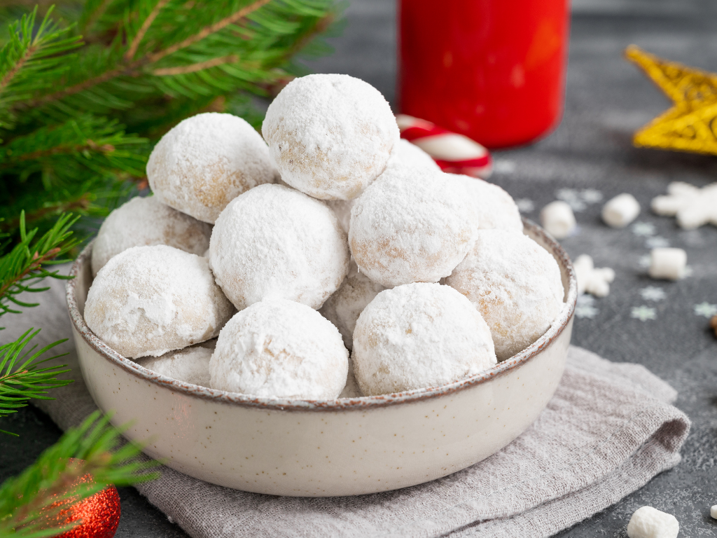 Friday Night Class - Hot Chocolate & Snowball Cookies