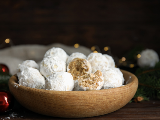 Friday Night Class - Hot Chocolate & Snowball Cookies