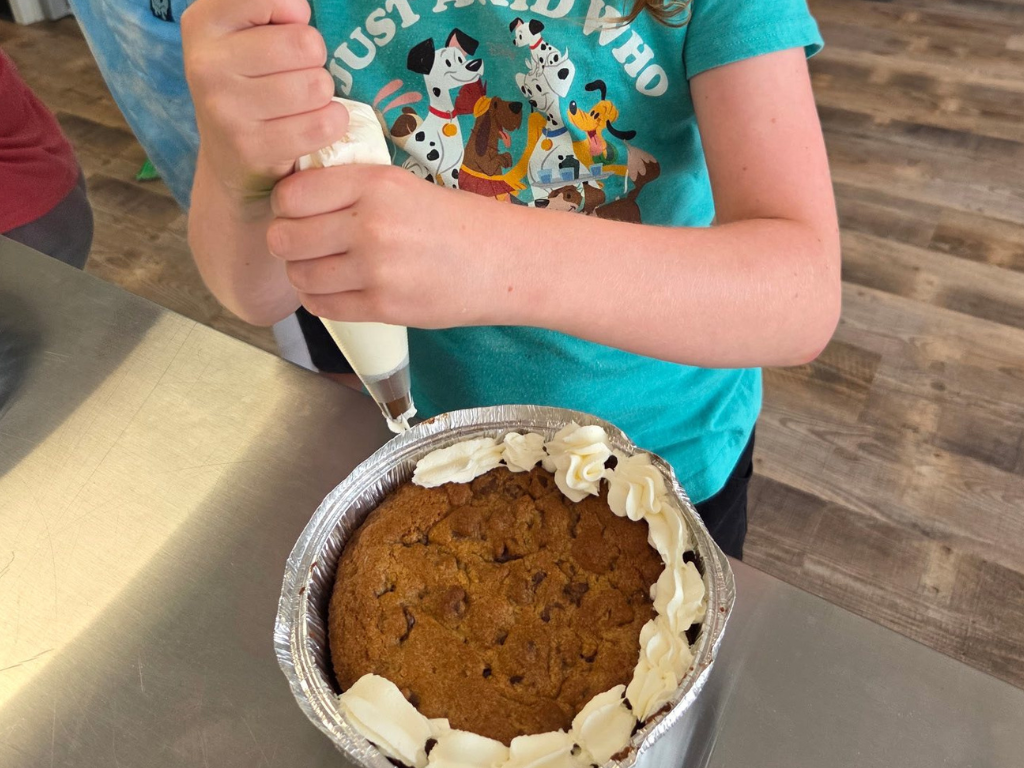 Friday Night Class - Cookie Cakes