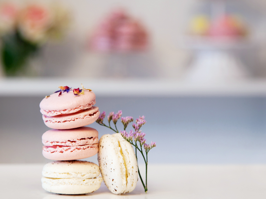 Bake & Bond - Macarons