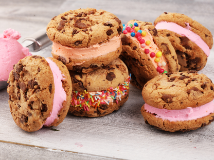 Friday Night Class - Cookie Sandwiches